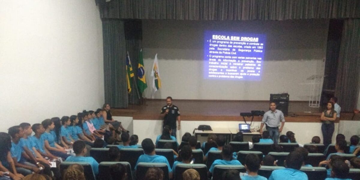 Polícia Civil participa de palestras do programa Escola Sem Drogas