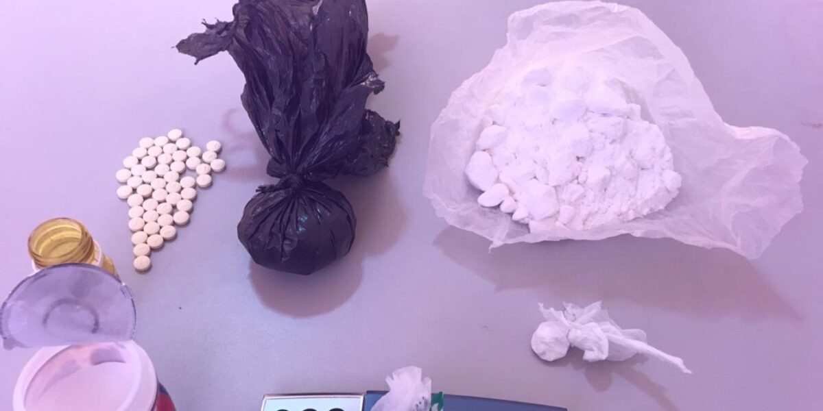 Operação Ex Ducere prende dez pessoas envolvidas na venda de drogas em escolas municipais de Valparaíso