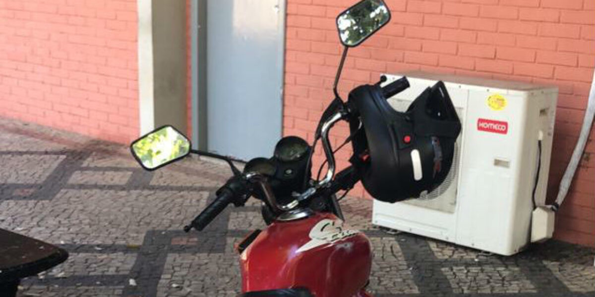 DERFRVA prende suspeito de vender motocicleta furtada