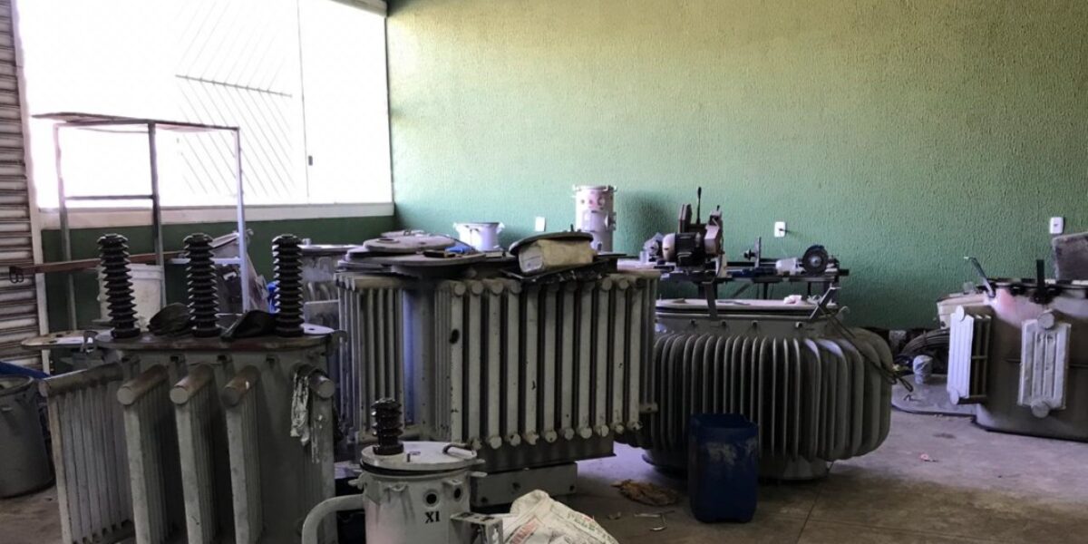 Homens são presos suspeitos de furtar e revender mais de 70 transformadores em Goiás