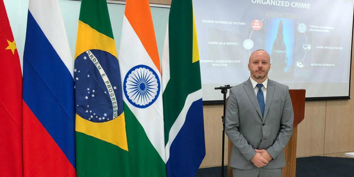 Delegado de Goiás palestra em evento internacional de segurança em Brasília
