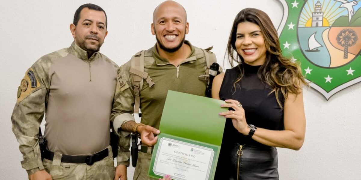Policial civil de Goiás atua como instrutor em curso do CORE no Ceará