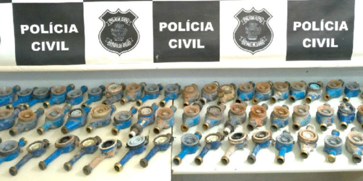 Polícia Civil prende responsáveis por furto de mais de 60 hidrômetros em Águas Lindas