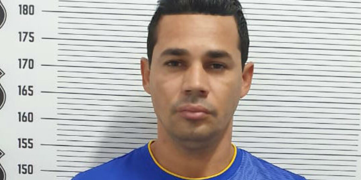 Veículo clonado é apreendido pela DERFRVA; autor foi preso por receptação