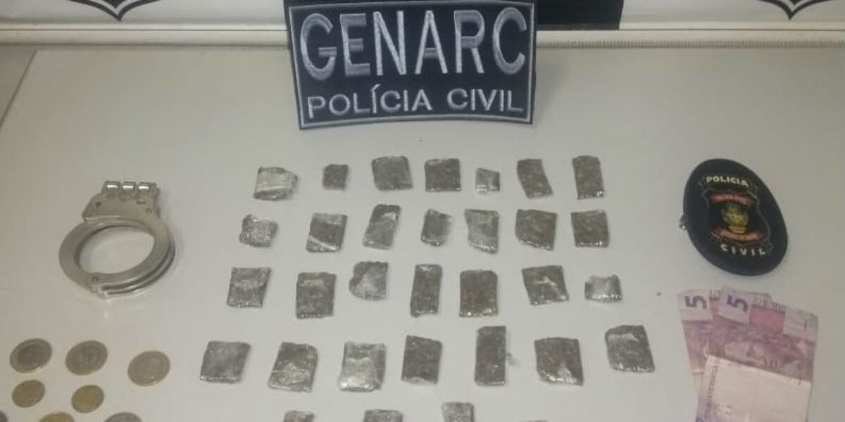 Mulher é presa por tráfico com mais de 30 porções de maconha