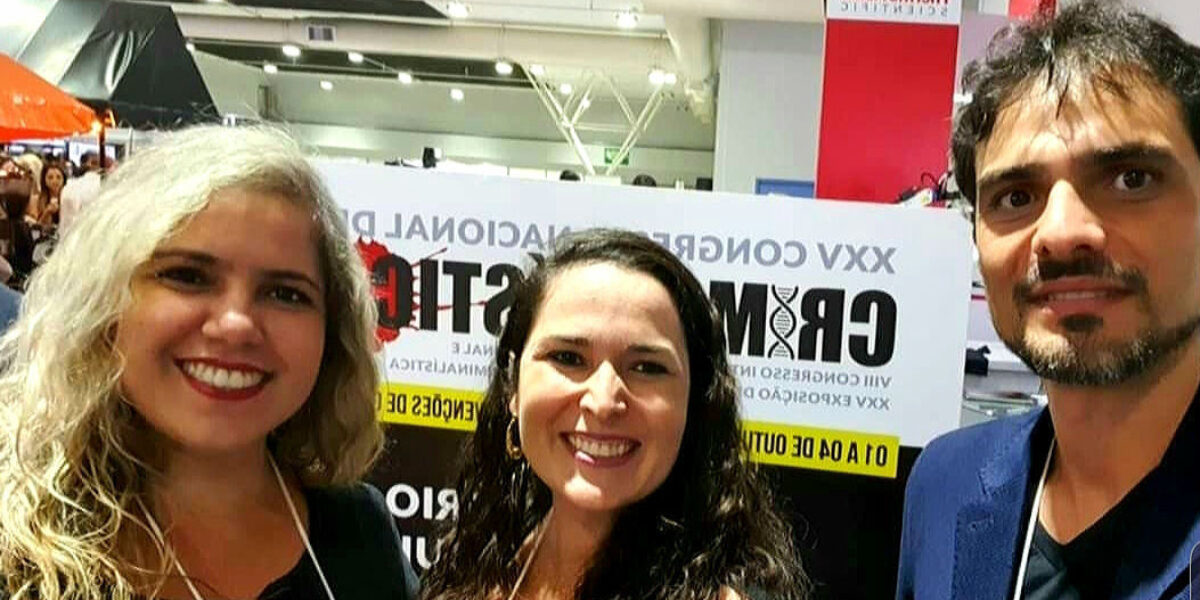 Papiloscopistas apresentam trabalho em congresso de criminalística