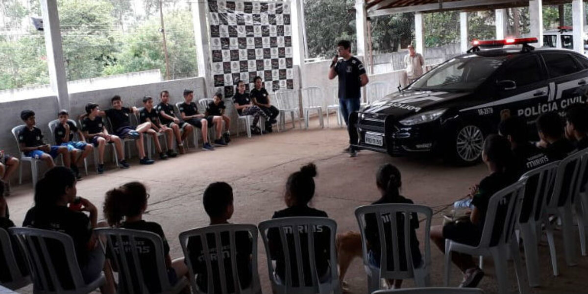 Polícia Civil participa de campanha contra as drogas em Ipameri
