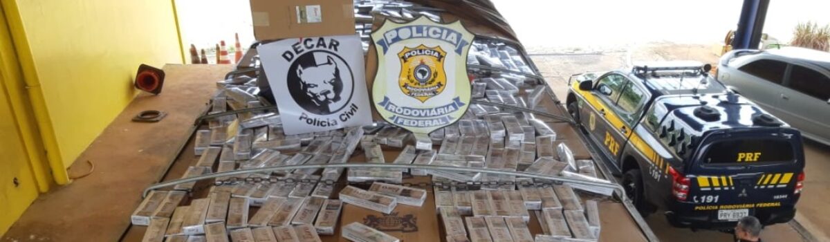 Operação Fumus Malus: Decar e PRF apreendem 400 mil carteiras de cigarro contrabandeadas do Paraguai