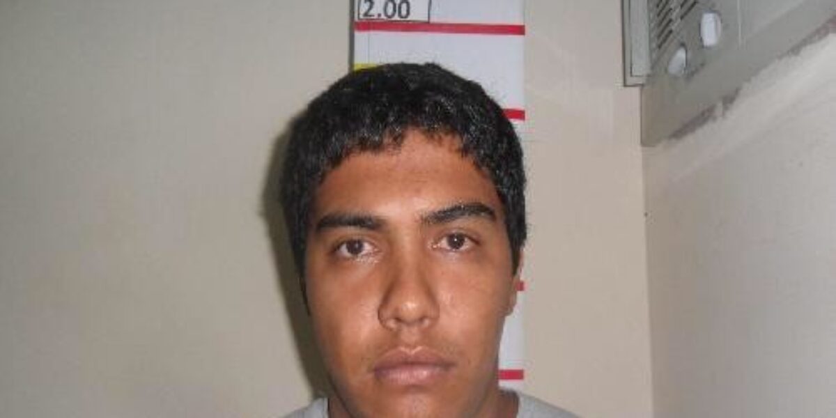 Preso suspeito de roubar camionete em Piracanjuba
