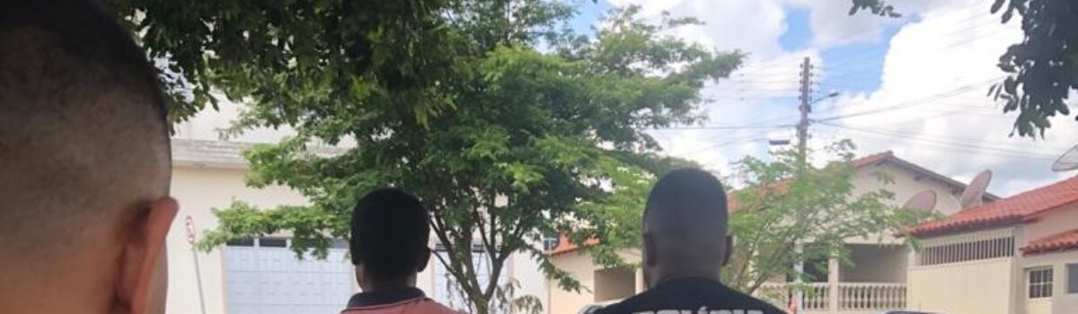 Polícia Civil prende em Mineiros suspeito de roubos; autor usava uniforme de pedreiro para disfarçar