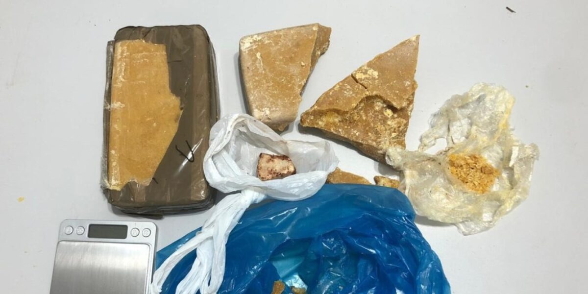 Presa em Morrinhos dupla que comercializava crack