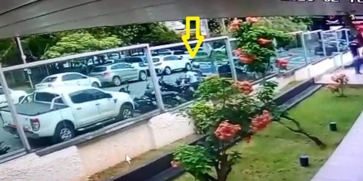 Dupla de irmãos menores furta motocicleta no Setor Marista