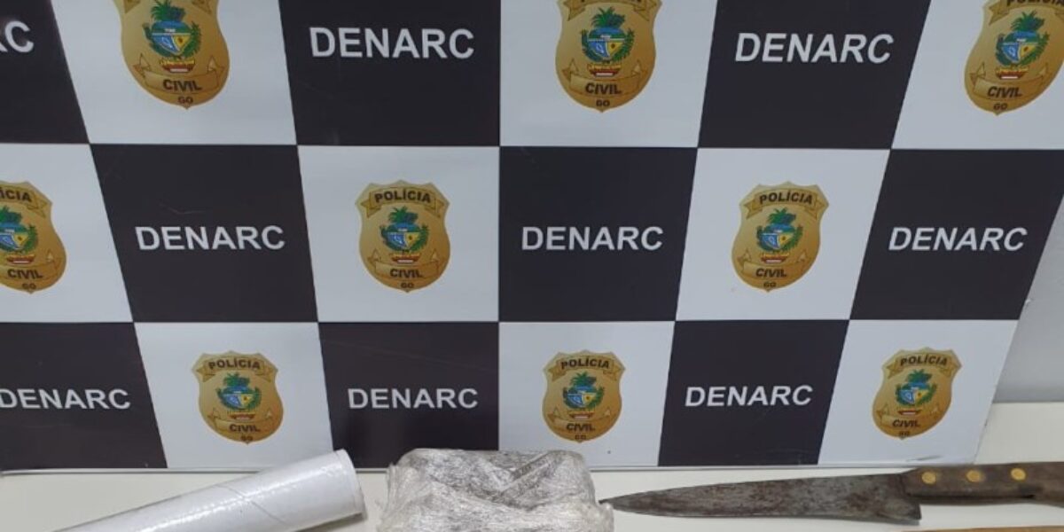 Denarc prende casal suspeito de tráfico em Goianira