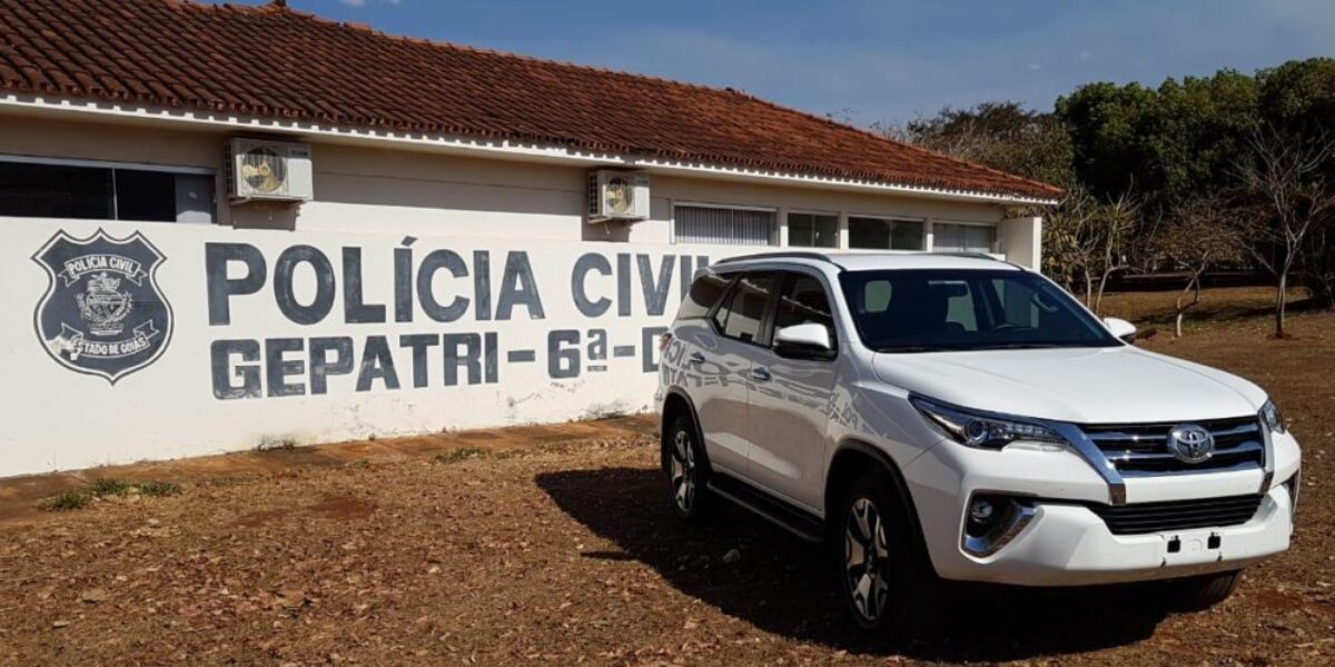 Polícia Civil recupera em Itumbiara caminhonete roubada em Goiânia