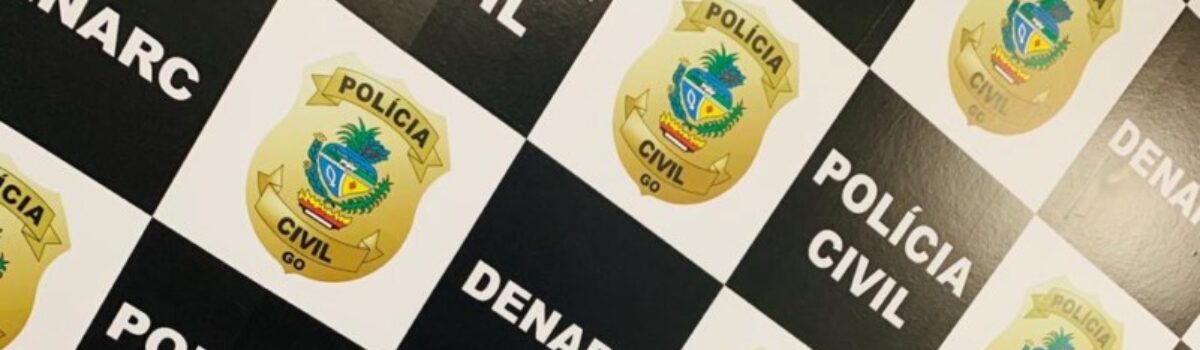 Denarc apreende lança perfume e prende dois