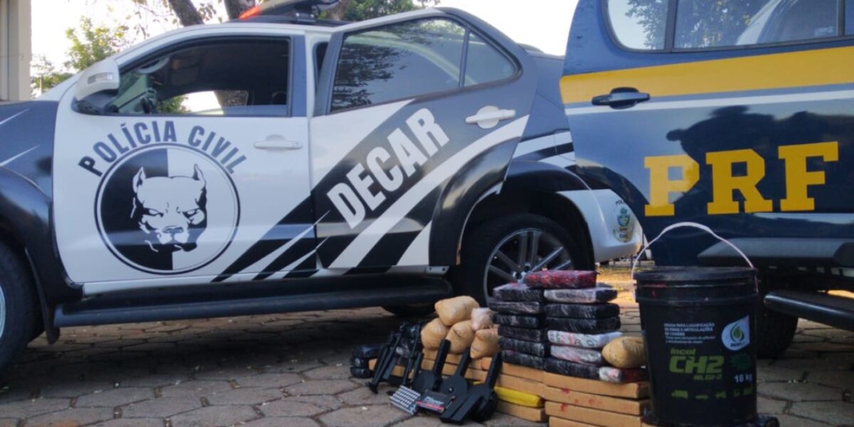 Operação Fim de Pista, da Decar e PRF, apreende 50 kg de maconha, carregadores de pistola e munições