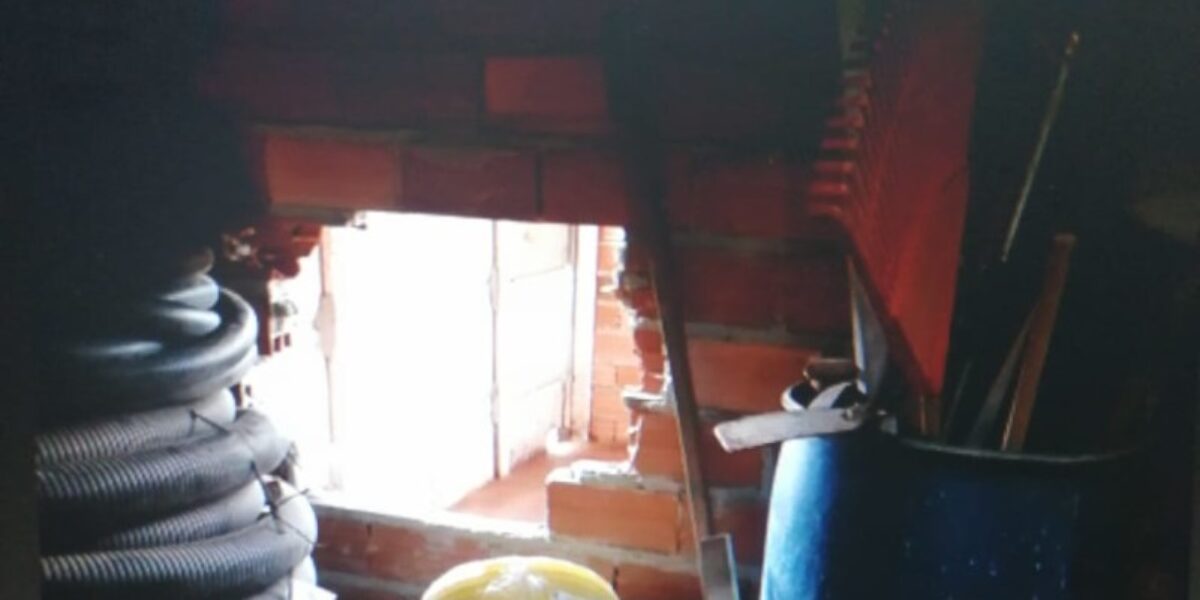 PC e PM prendem autor de furto em obra de construção civil em Trindade