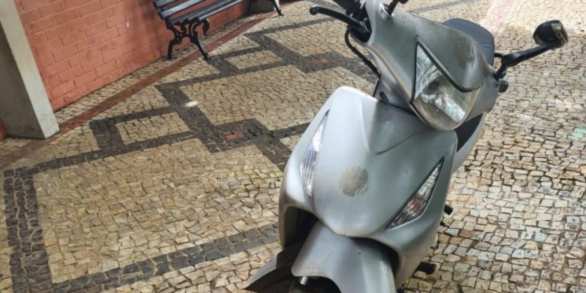 DERFRVA recupera motocicleta furtada e prende receptador em flagrante