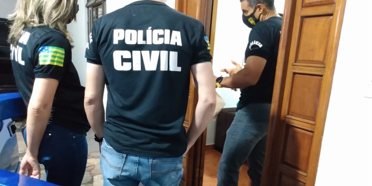 Decon apreende combustível desviado e estocado em residência