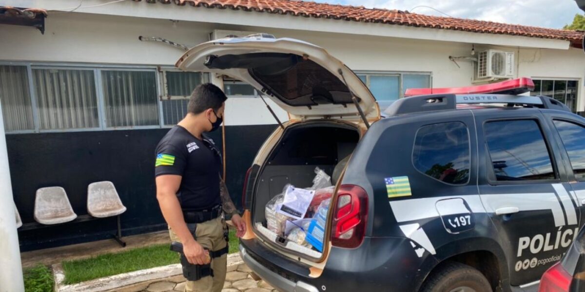 Polícia Civil incinera drogas em Uruaçu; valor total dos entorpecentes é de meio milhão