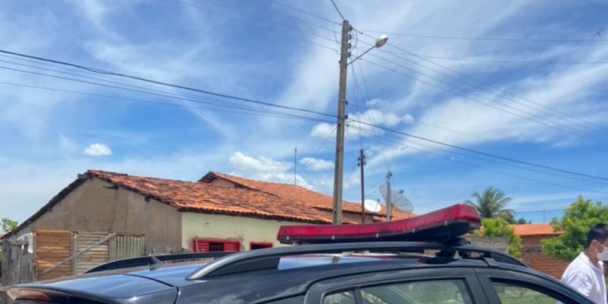 PCGO prende mulher por maus-tratos aos filhos em Posse; autora também é usuária de drogas