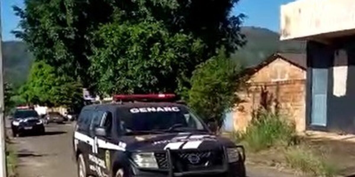 Operação Descarrilamento prende cinco pessoas ligadas a facção criminosa em Niquelândia
