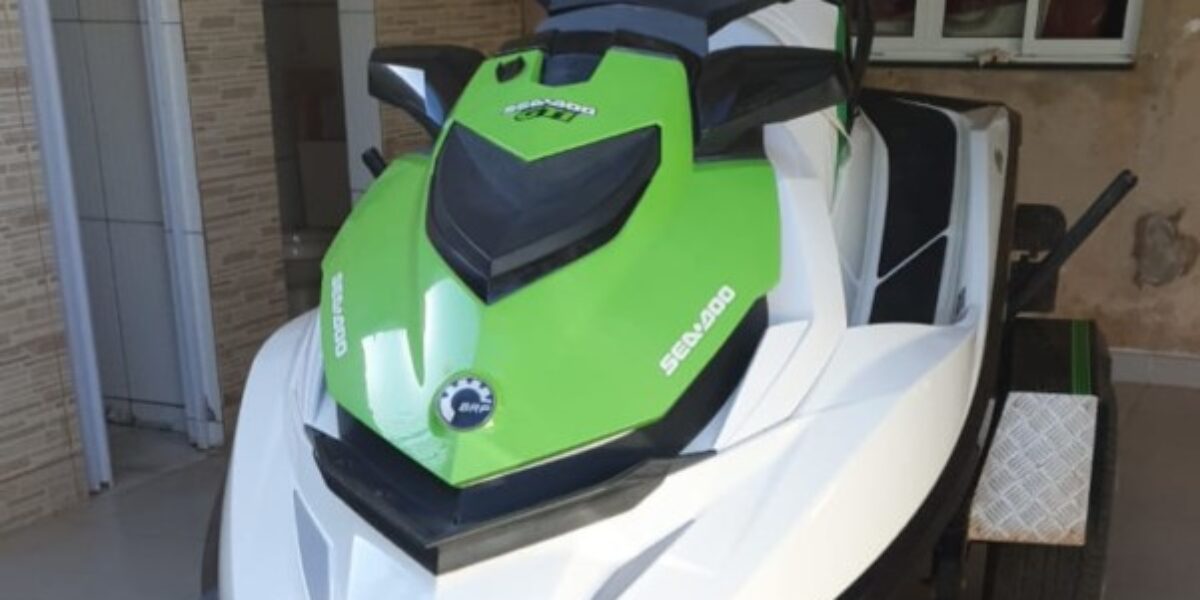 DP de Santo Antônio do Descoberto recupera moto aquática e reboque furtados