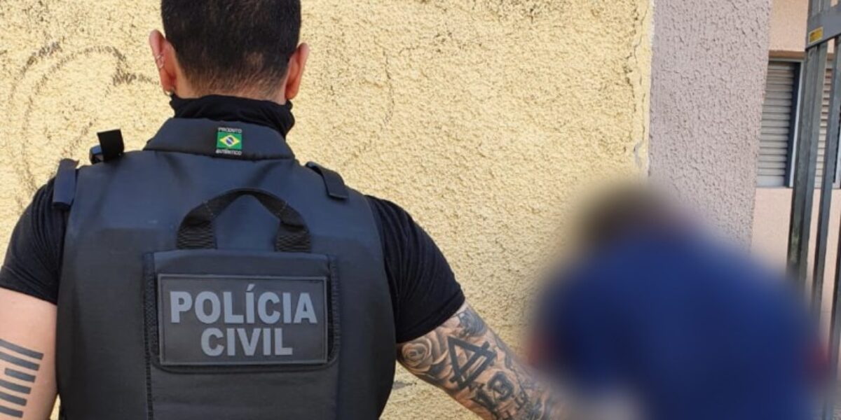 Deam prende homem que ameaçou ex-mulher a esfaqueou atual companheiro dela