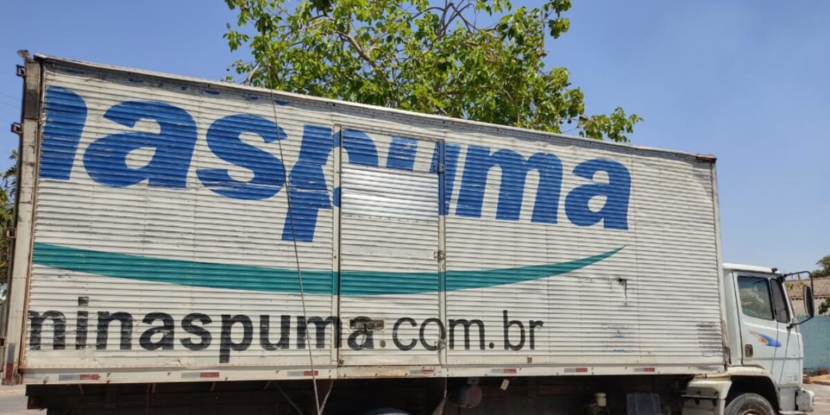 Homem é preso em flagrante após roubar caminhão