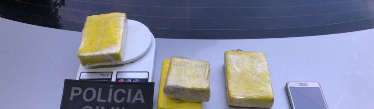 Homem é preso ao esconder drogas para venda no quintal de casa, em Aragoiânia