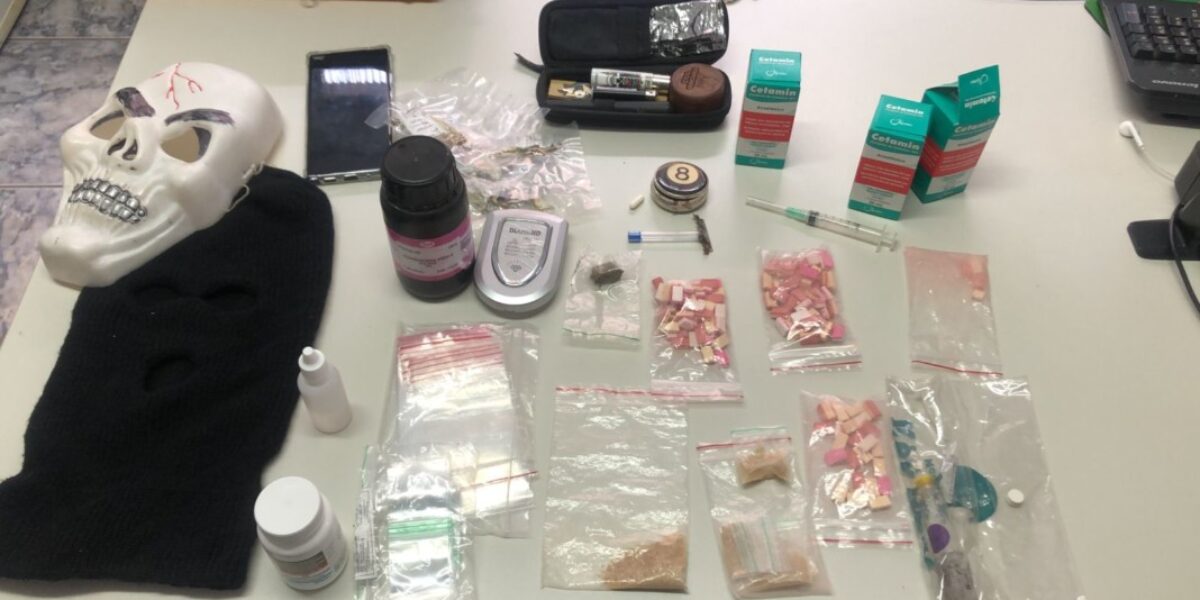 Influenciador digital é preso, em Goiânia, por tráfico de drogas