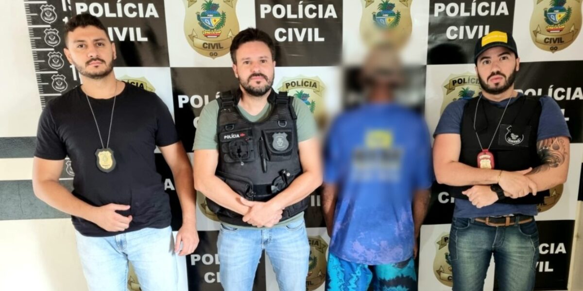 Machucado, homem denuncia roubo e agressão e suspeito é capturado, em Posse
