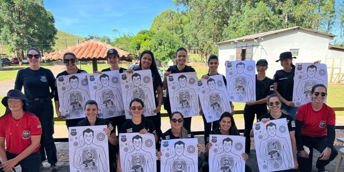Curso Atualização de Pistola na 3ª Regional de Anápolis em comemoração ao Dia das Mulheres