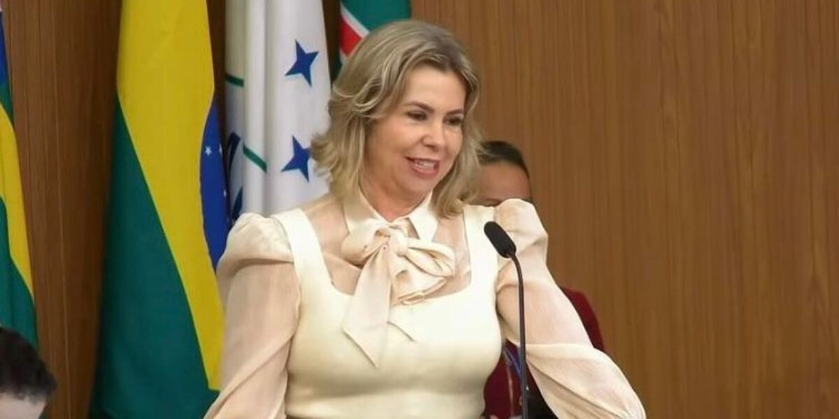 Superintendente de Polícia Judiciária, Ana Cláudia Stoffel é homenageada com medalha Berenice Artiga na Alego