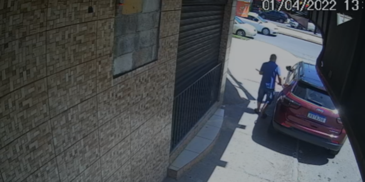 Idoso que arranhava carros na região sul de Goiânia é preso