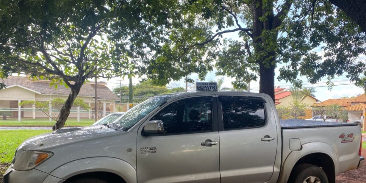 Homem é preso por receptação de caminhonete roubada e clonada, em Itumbiara
