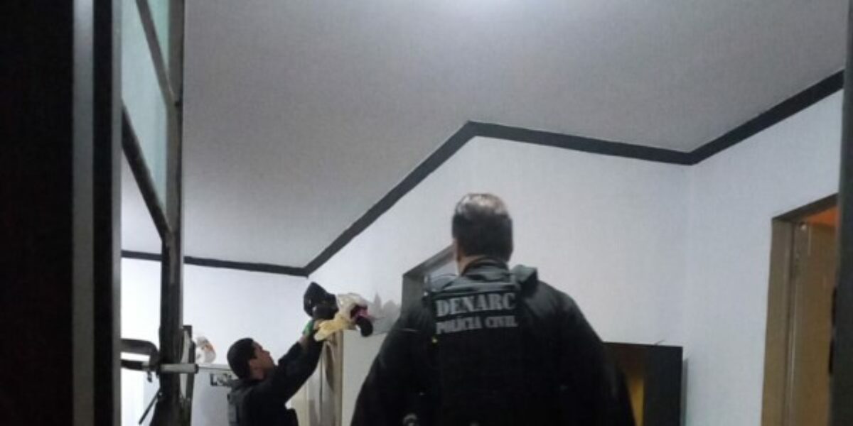 Investigação da PCGO prende homem que se passava por entregador de aplicativo para vender drogas