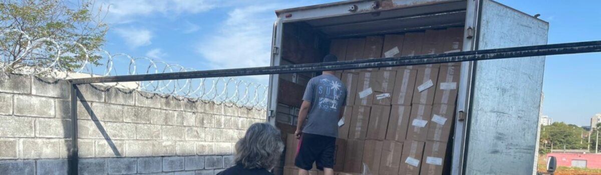 Polícia Civil apreende quase 500 caixas de cigarros contrabandeados do Paraguai em Aparecida