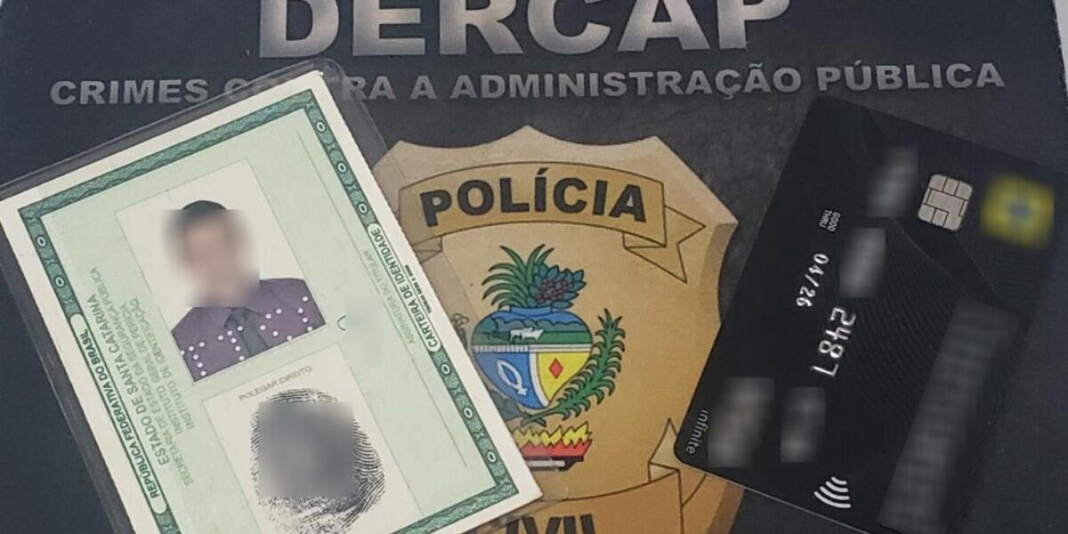 Homem é preso ao usar documentos falsos para tentar desbloquear conta bancária