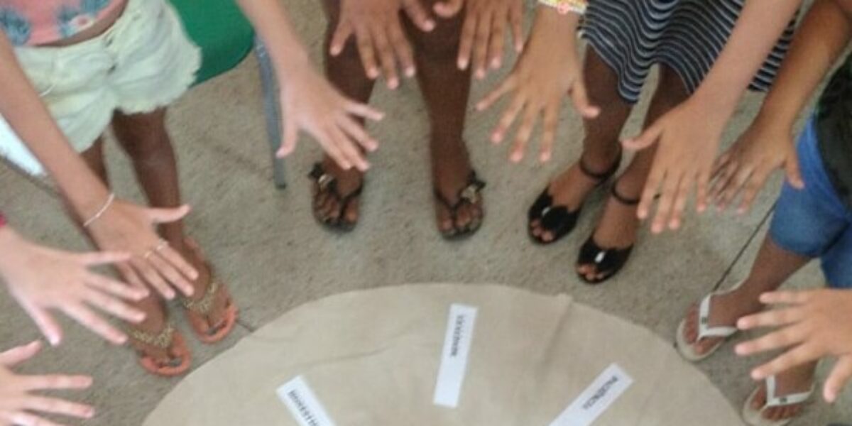 Policiais civis de Goianésia dão curso educativo a alunos de escola municipal sobre violência doméstica