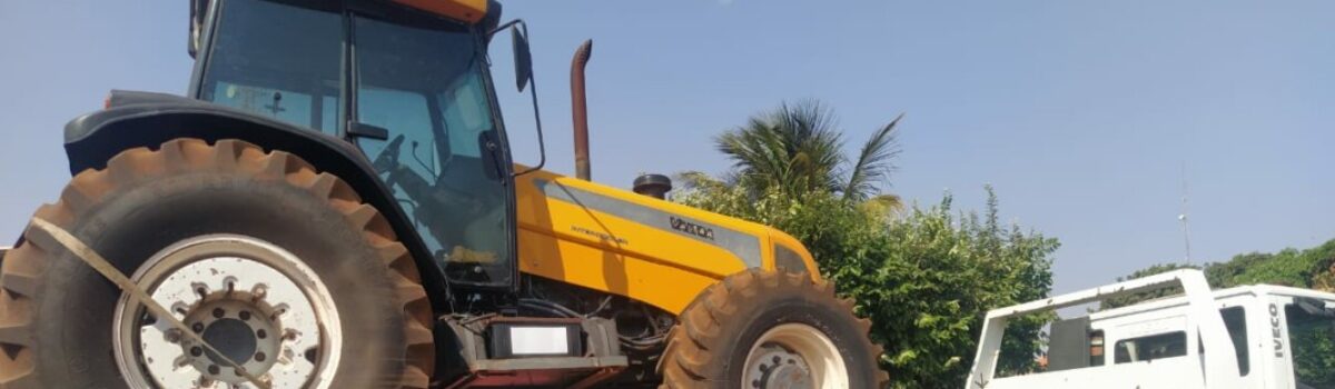 DERCR recupera trator e prende um homem em operação