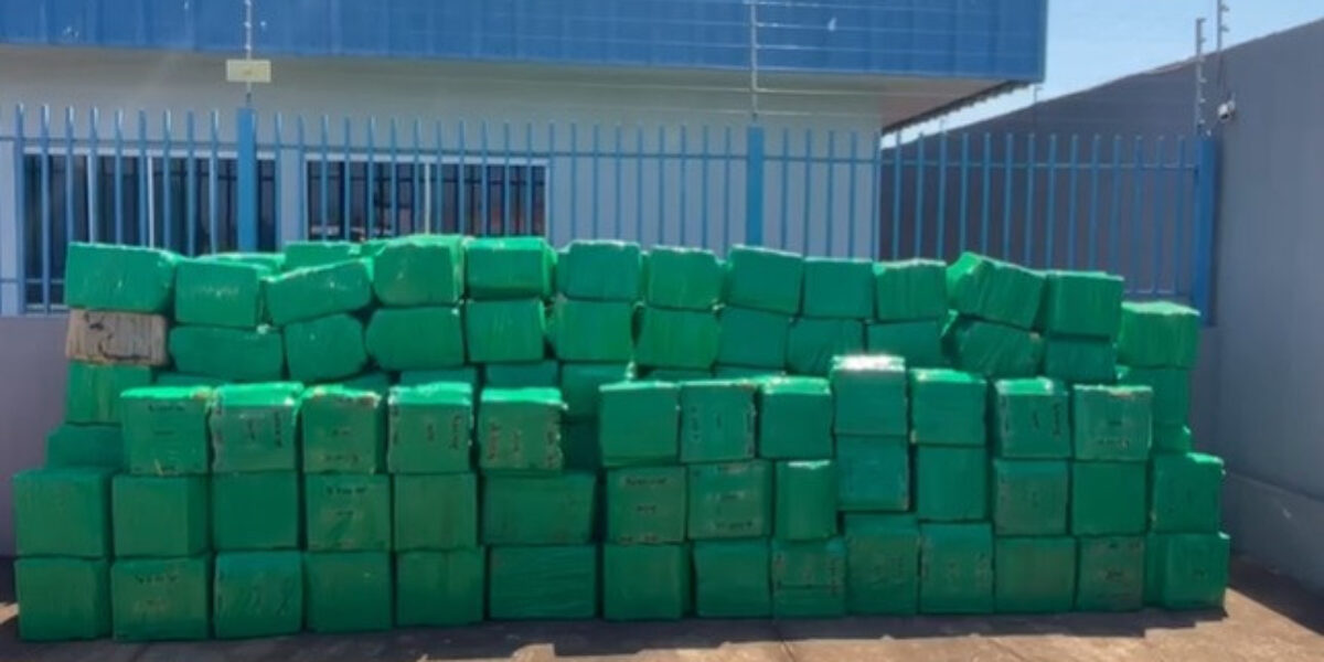 PCGO, PRF e PCMS apreendem carga de 4 toneladas de maconha
