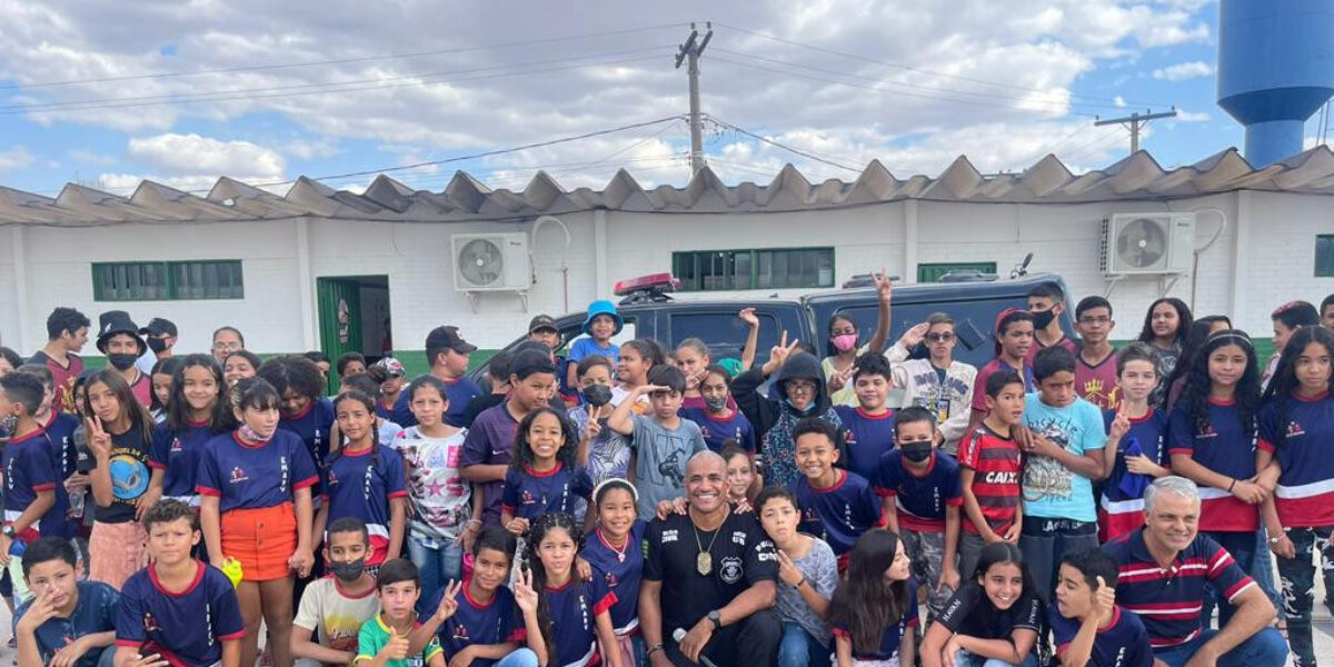 Polícia Civil leva palestra a crianças em escolas do Entorno