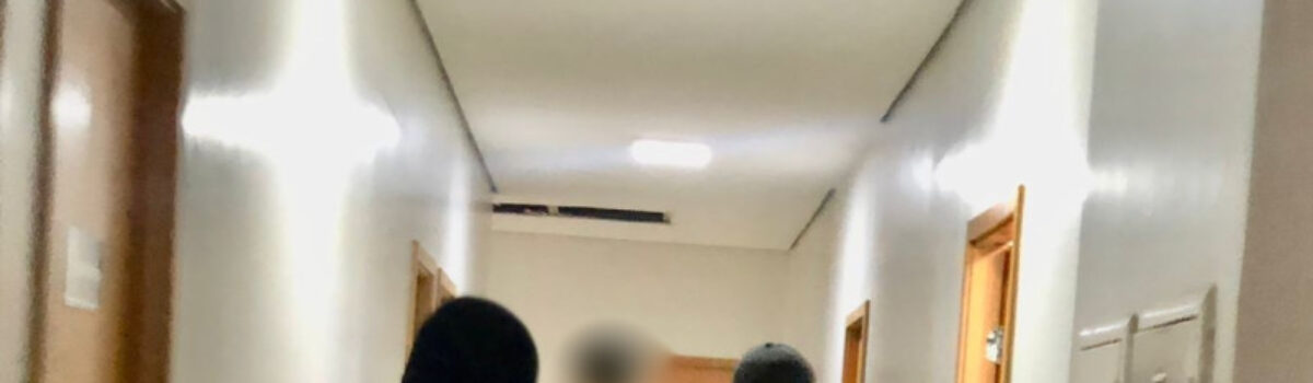 PCGO cumpre mandados contra criminoso que roubou idoso, em Anápolis