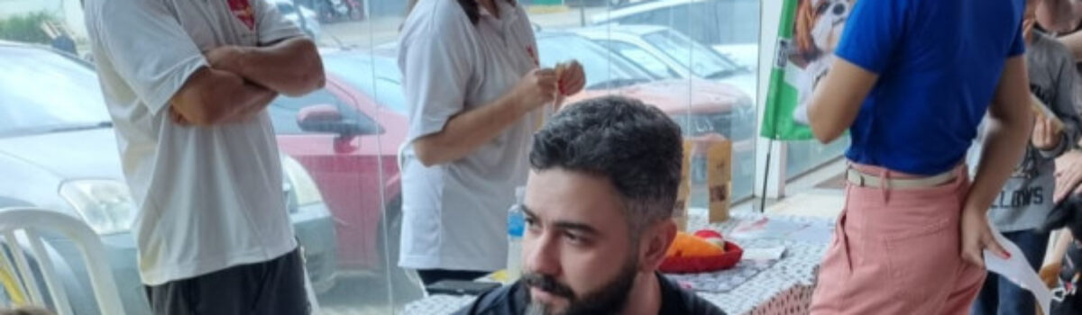 PCGO participa de evento de adoção de animais com trabalho de conscientização