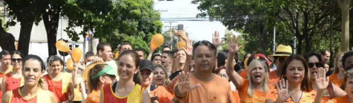 PCGO participa de Caminhada Laranja pelo fim da violência doméstica
