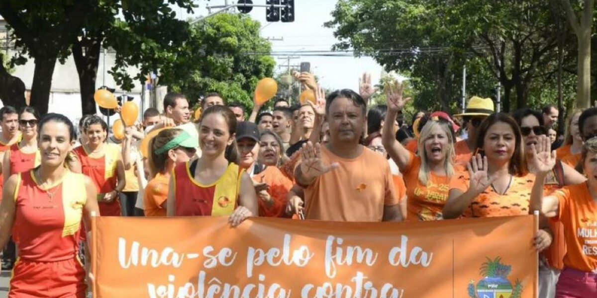 PCGO participa de Caminhada Laranja pelo fim da violência doméstica