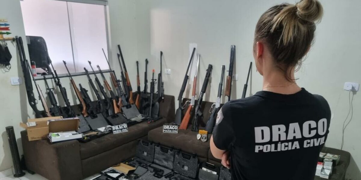 Operação Outrage apreende arsenal de armas e munições usadas para intimidar autoridades