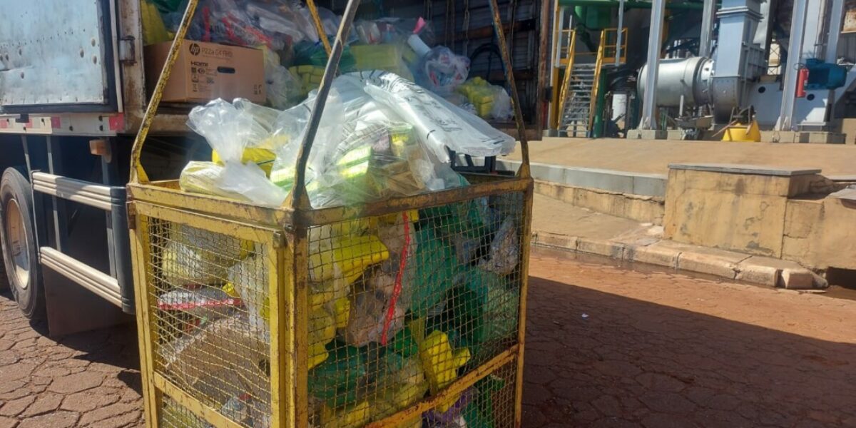 PCGO efetua a queima de drogas apreendidas em Goiás