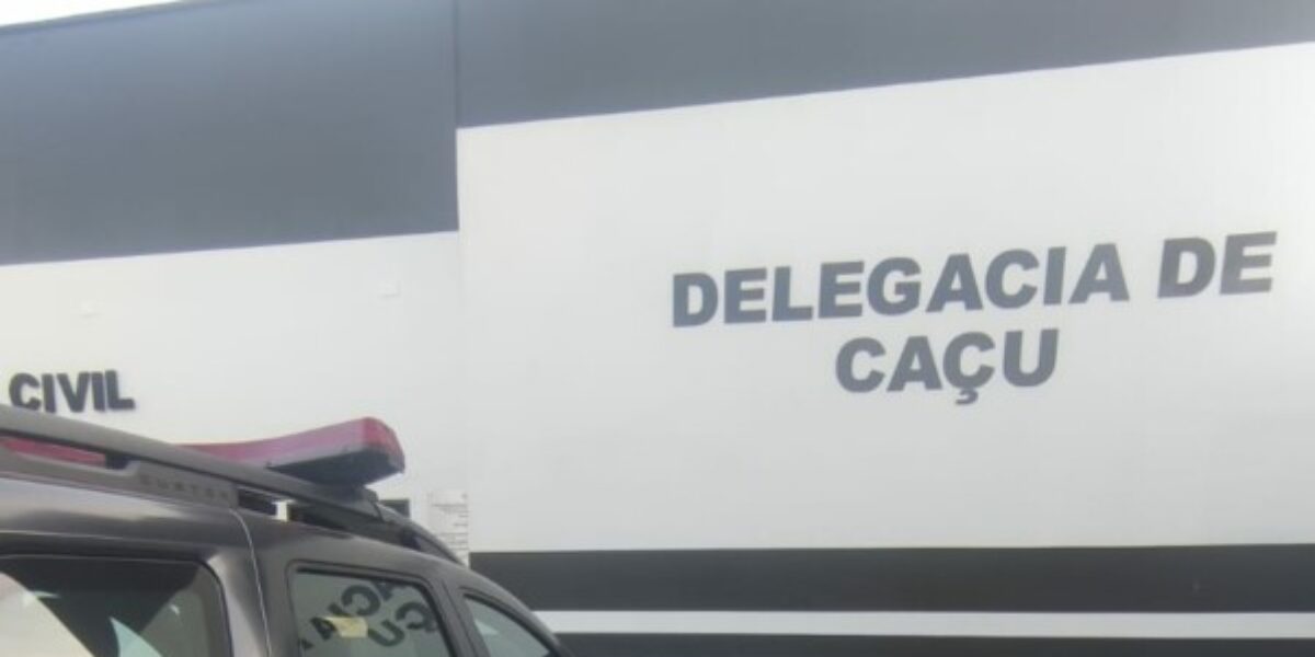 Homem que praticou ato libidinoso com filha de 10 anos e divulgou em rede social é preso em Caçu